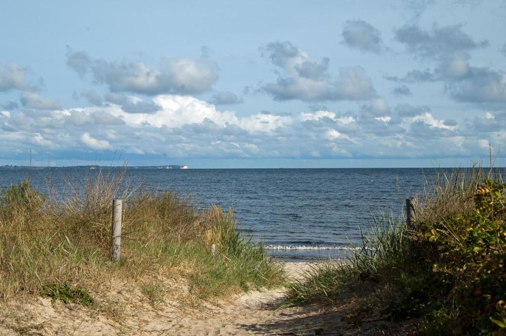 Duenenresidenz Glowe - Ferienhaus Maxi 200 M Zum Strand Eksteriør bilde